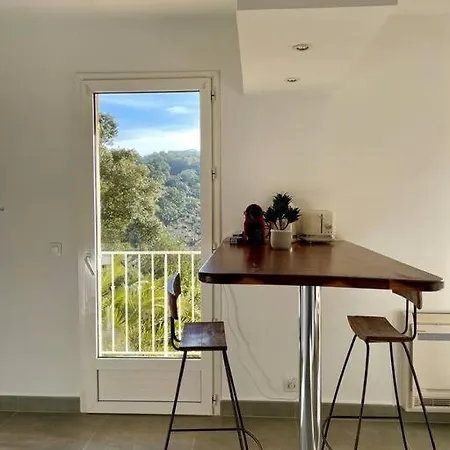Appartement Vue Panoramique - Calme - St Raphael